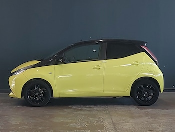 Used Toyota AYGO 2017 for sale - 79461410: Photo