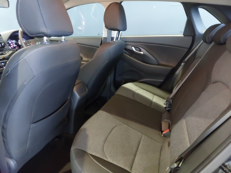 Used Hyundai i30 2023 for sale - 76834413: Photo 6