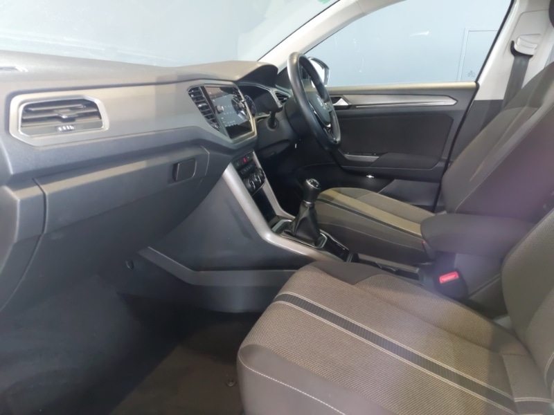 Used Volkswagen T-Roc 2020 for sale - 77987602: Photo 5