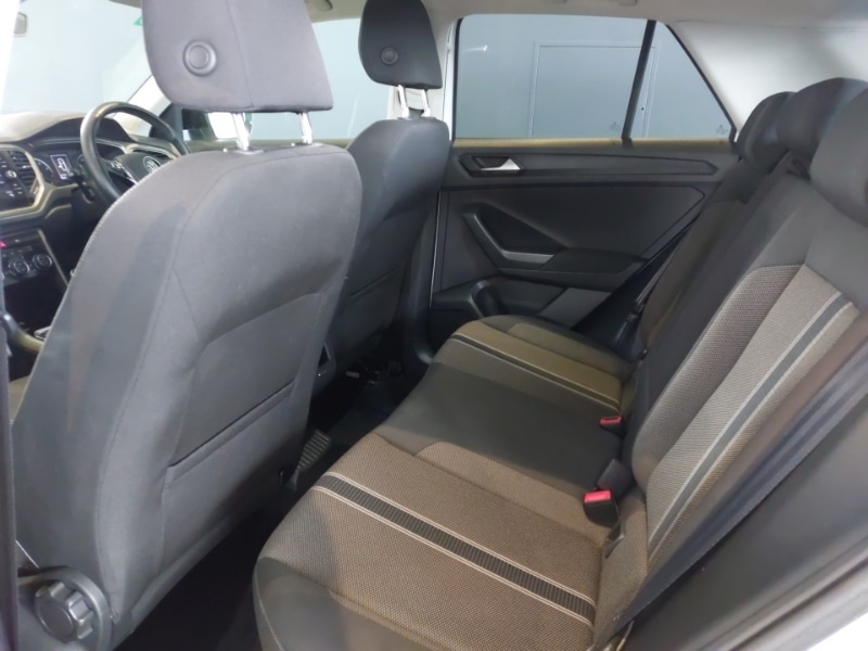 Used Volkswagen T-Roc 2020 for sale - 77987602: Photo 6