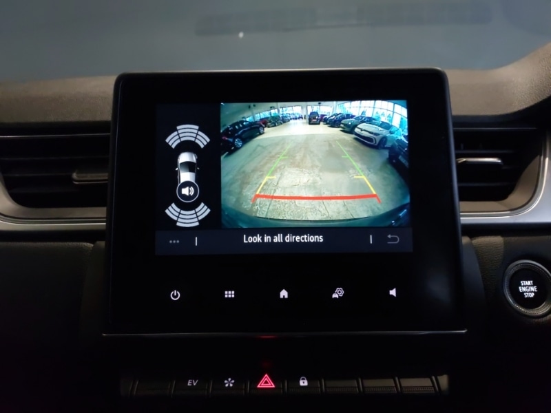 Used Renault Captur 2023 for sale - 77284279: Photo 13