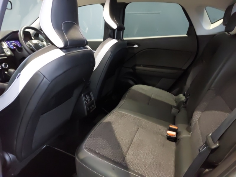 Used Renault Captur 2023 for sale - 77284279: Photo 6