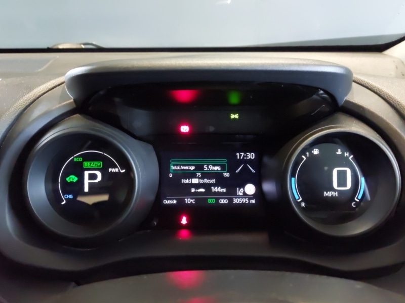 Used Toyota Yaris Cross 2022 for sale - 77822886: Photo 18