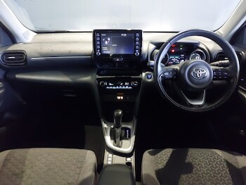 Used Toyota Yaris Cross 2022 for sale - 77822886: Photo