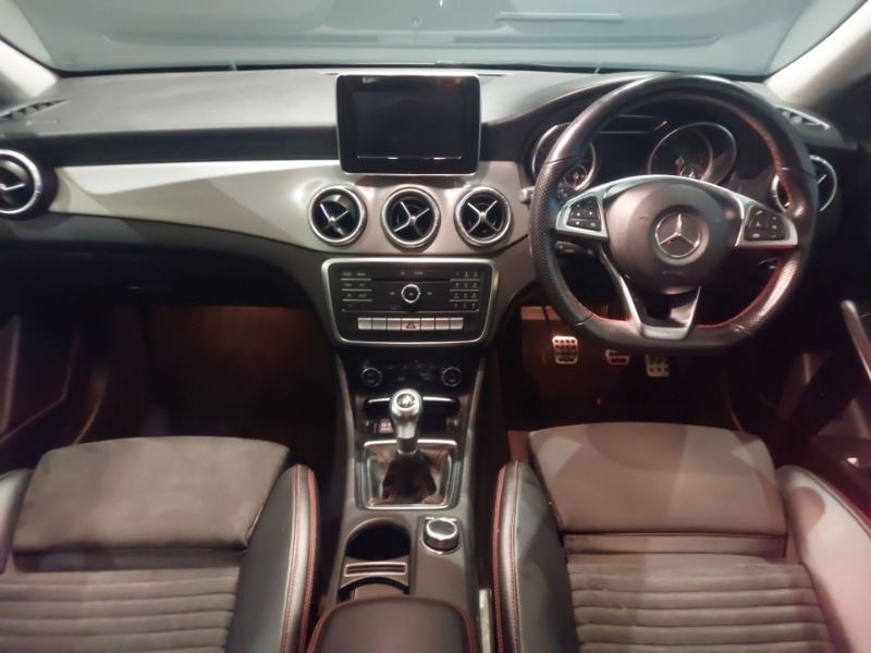 Used Mercedes-Benz CLA 2019 for sale - 76699839: Photo 2