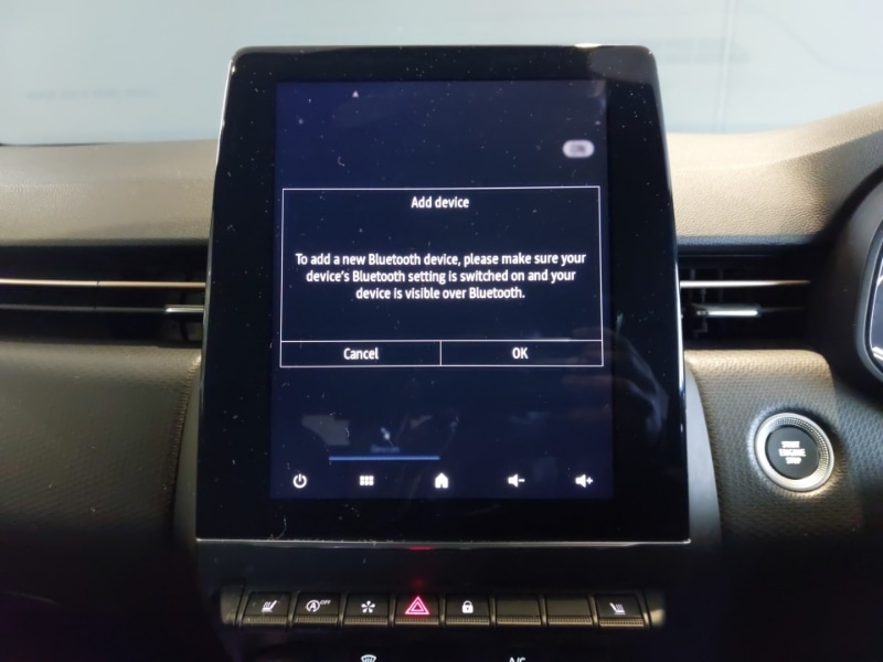 Used Renault Clio 2021 for sale - 76548784: Photo 14