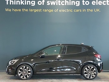 Used Renault Clio 2021 for sale - 76548784: Photo