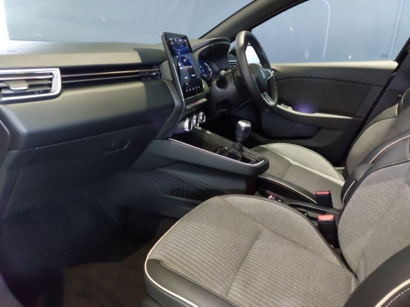 Used Renault Clio 2021 for sale - 76548784: Photo 5