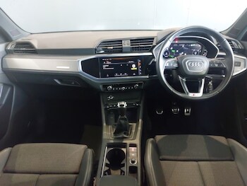 Used Audi Q3 2023 for sale - 78490078: Photo