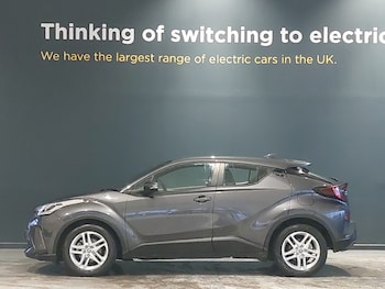 Used Toyota C-HR 2022 for sale - 77475884: Photo