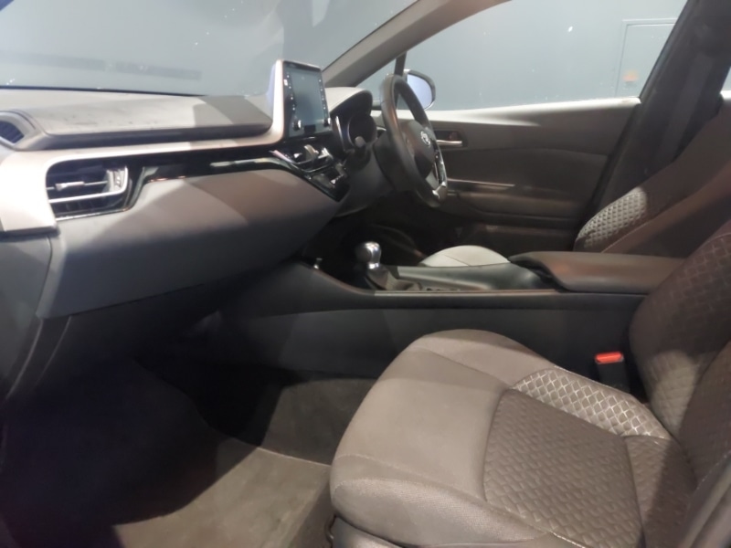 Used Toyota C-HR 2022 for sale - 77475884: Photo 5