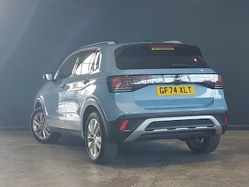 Used Volkswagen T-Cross 2024 for sale - 77234744: Photo
