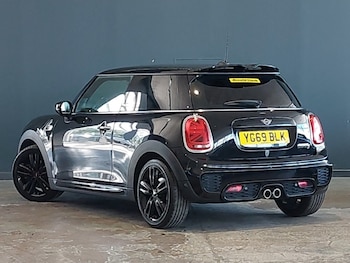 Used MINI Hatch 2019 for sale - 79432830: Photo