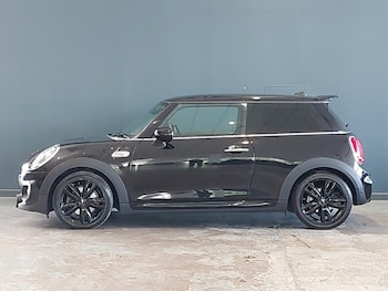 Used MINI Hatch 2019 for sale - 79432830: Photo