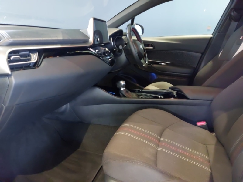 Used Toyota C-HR 2022 for sale - 77433818: Photo 5