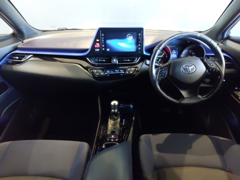 Used Toyota C-HR 2018 for sale - 76403733: Photo 2