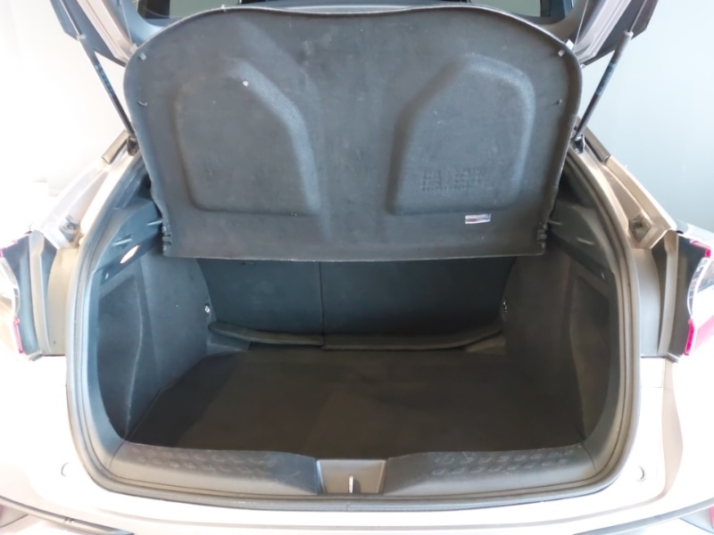 Used Toyota C-HR 2018 for sale - 76403733: Photo 8