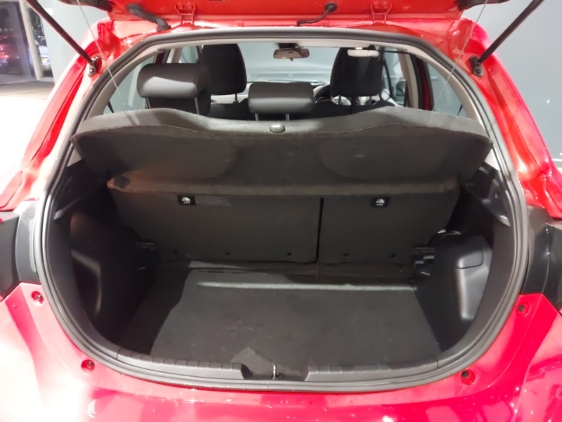 Used Toyota Yaris 2020 for sale - 76838968: Photo 8