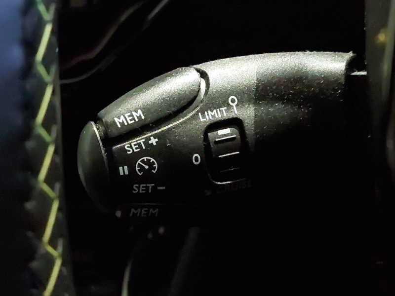 Used Peugeot 2008 2024 for sale - 77272800: Photo 19