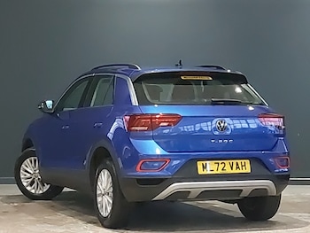 Used Volkswagen T-Roc 2022 for sale - 76771416: Photo