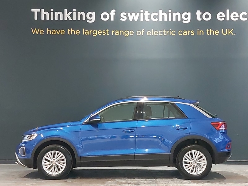 Used Volkswagen T-Roc 2022 for sale - 76771416: Photo 4