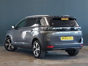 Used Peugeot 5008 2023 for sale - 79481107: Photo