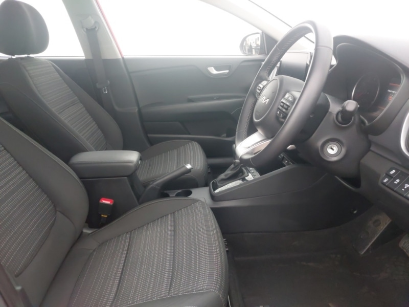 Used Kia Stonic 2023 for sale - 76630711: Photo 11
