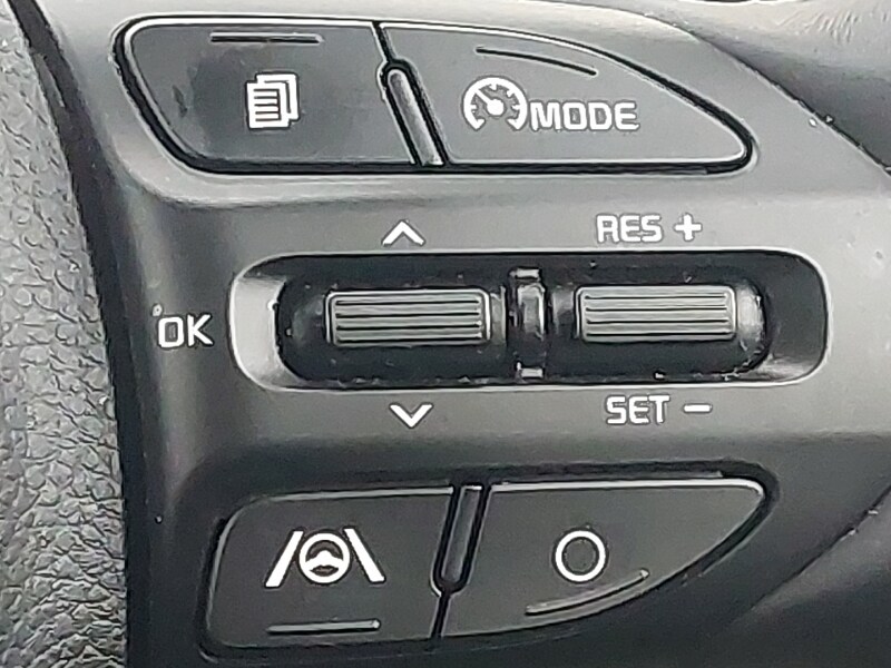 Used Kia Stonic 2023 for sale - 76630711: Photo 13