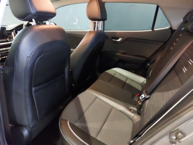 Used Kia Stonic 2022 for sale - 76533177: Photo 6