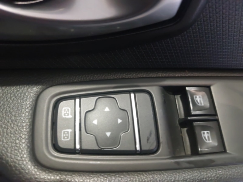 Used Renault Clio 2019 for sale - 76289301: Photo 14