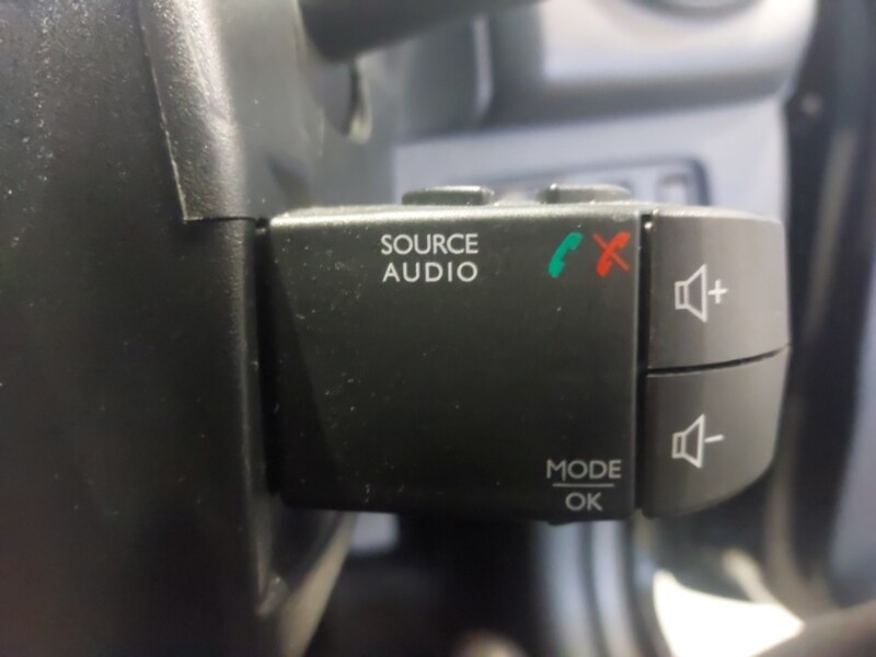 Used Renault Clio 2019 for sale - 76289301: Photo 18