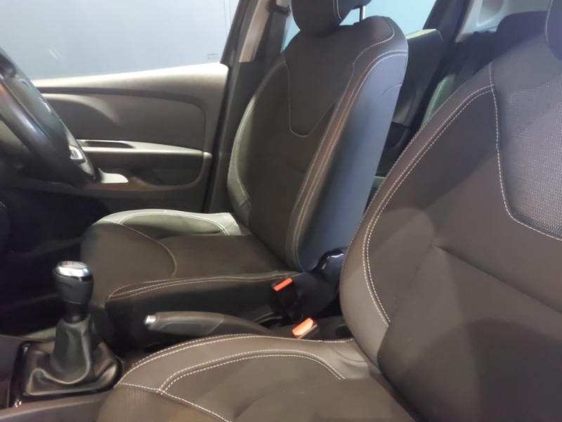 Used Renault Clio 2019 for sale - 76289301: Photo 5