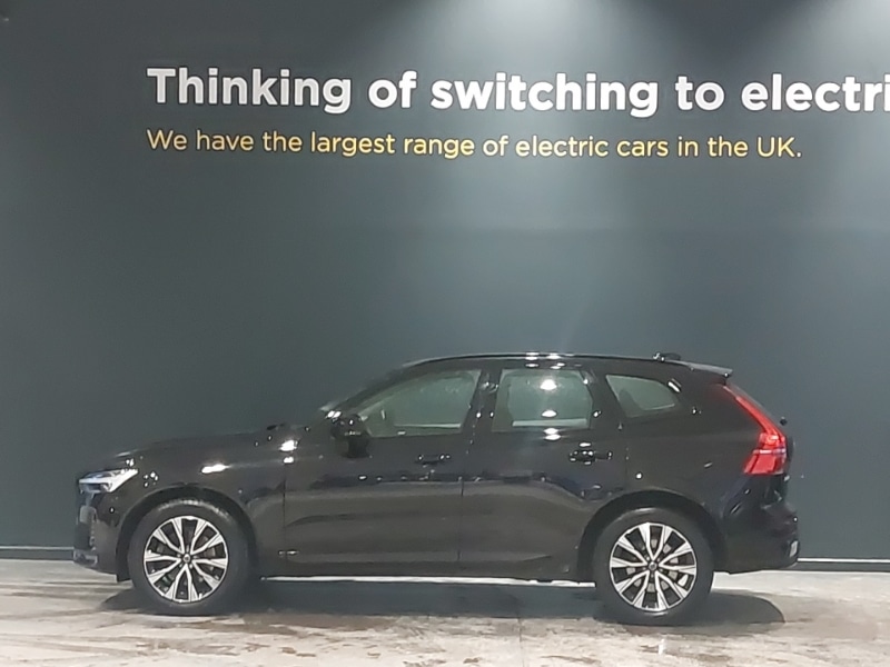 Used Volvo XC60 2023 for sale - 77256890: Photo 4