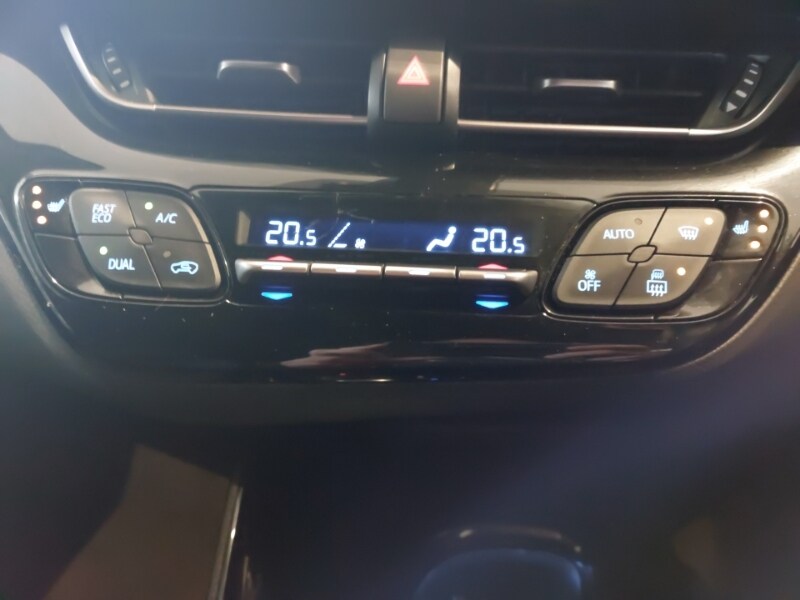 Used Toyota C-HR 2019 for sale - 76264818: Photo 12