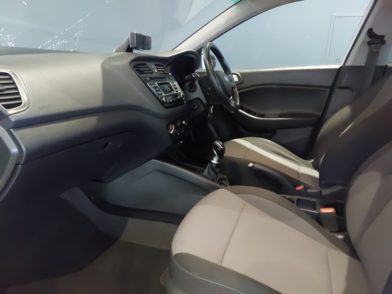 Used Hyundai i20 2016 for sale - 76589235: Photo 5