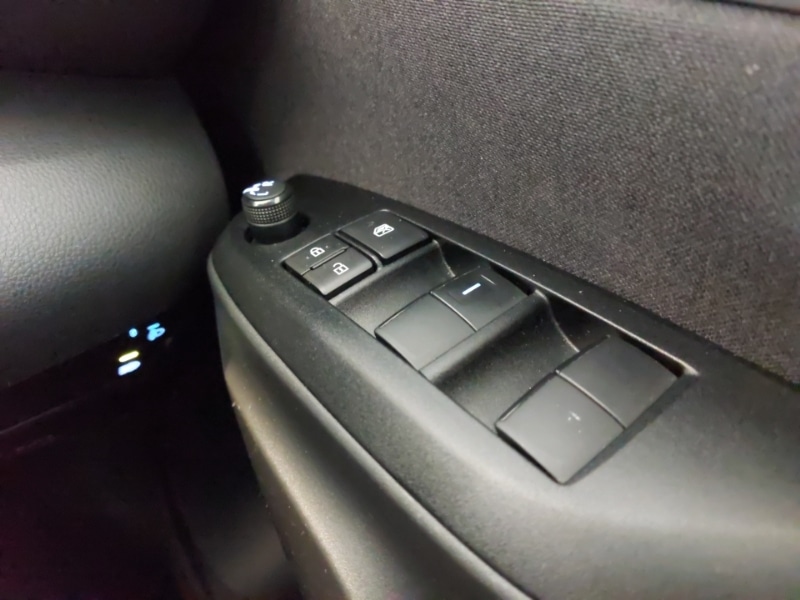 Used Toyota Yaris Cross 2022 for sale - 76639318: Photo 19