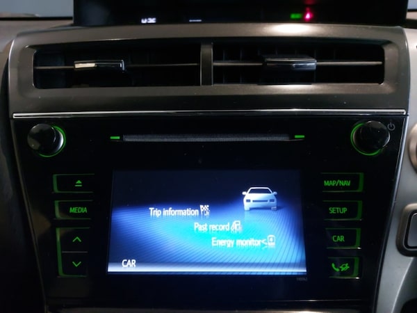 Used Toyota Prius+ 2020 for sale - 76230024: Photo 14