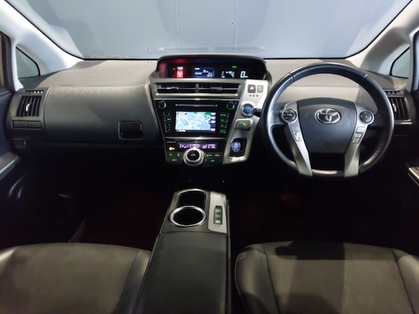 Used Toyota Prius+ 2020 for sale - 76230024: Photo 2
