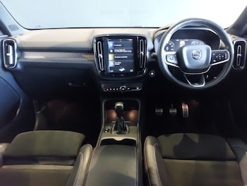Used Volvo XC40 2020 for sale - 75591896: Photo