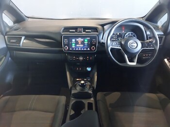 Used Nissan Leaf 2022 for sale - 77947498: Photo