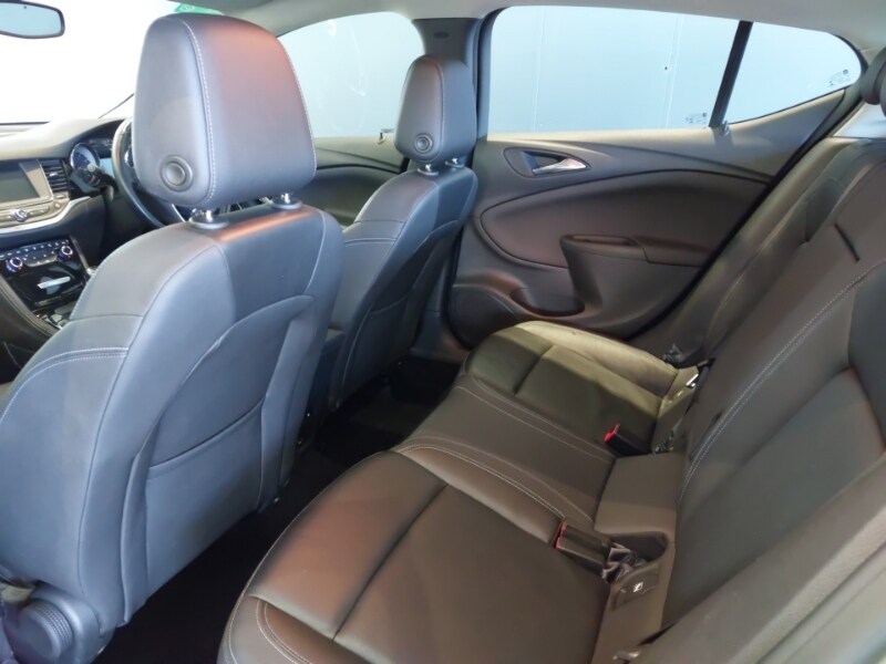 Used Vauxhall Astra 2017 for sale - 76176760: Photo 6