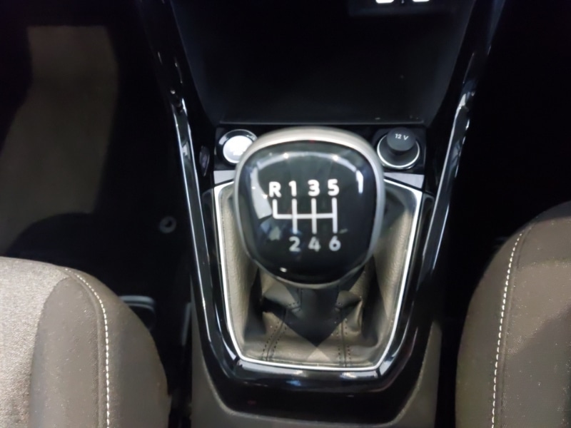 Used Volkswagen T-Cross 2024 for sale - 77252156: Photo 14