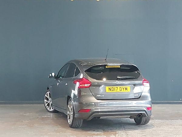 Used Ford Focus 2017 for sale - 76309225: Photo 3