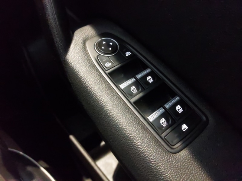 Used Renault Captur 2023 for sale - 77782248: Photo 19