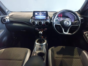 Used Nissan Juke 2022 for sale - 76052316: Photo 2