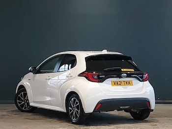 Used Toyota Yaris 2021 for sale - 77448246: Photo