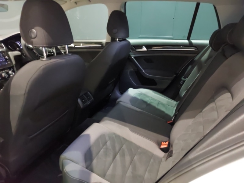 Used Volkswagen Golf 2018 for sale - 76537179: Photo 6