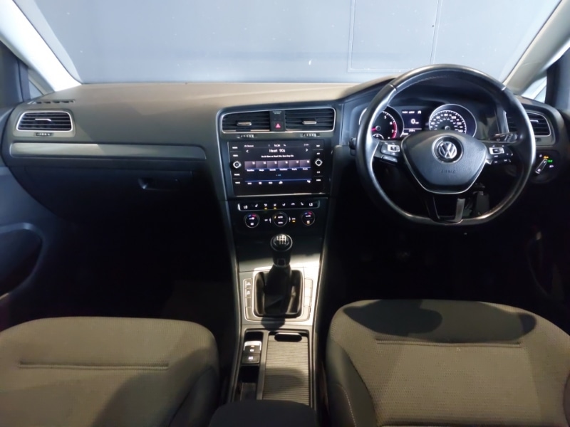 Used Volkswagen Golf 2020 for sale - 78211377: Photo 2
