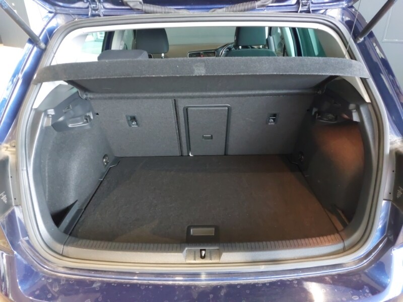 Used Volkswagen Golf 2020 for sale - 78211377: Photo 8