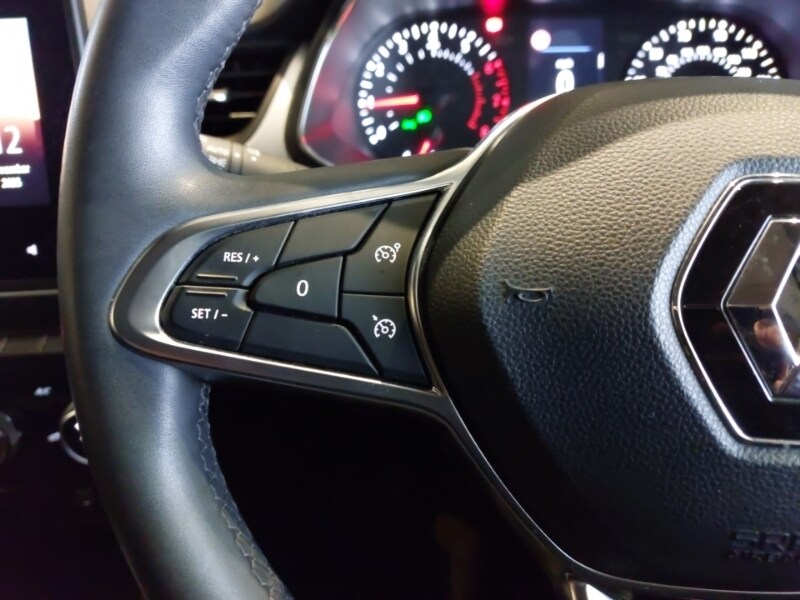 Used Renault Captur 2020 for sale - 76556620: Photo 10